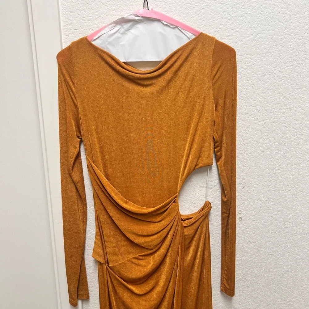 Significant Other Gold Cutout Dress - Picture 6 of 8
